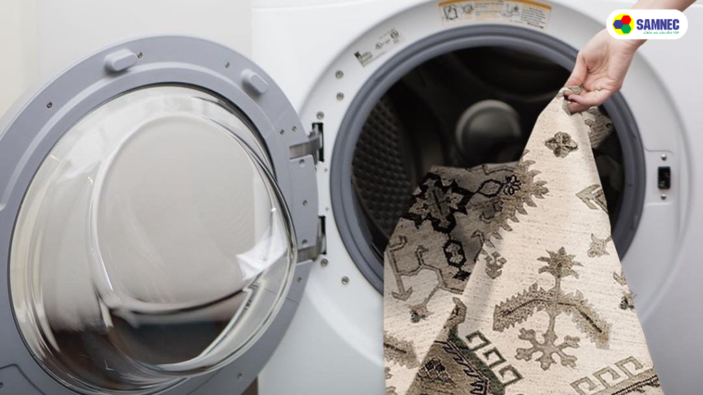có nên giặt thảm bằng máy giặt không?