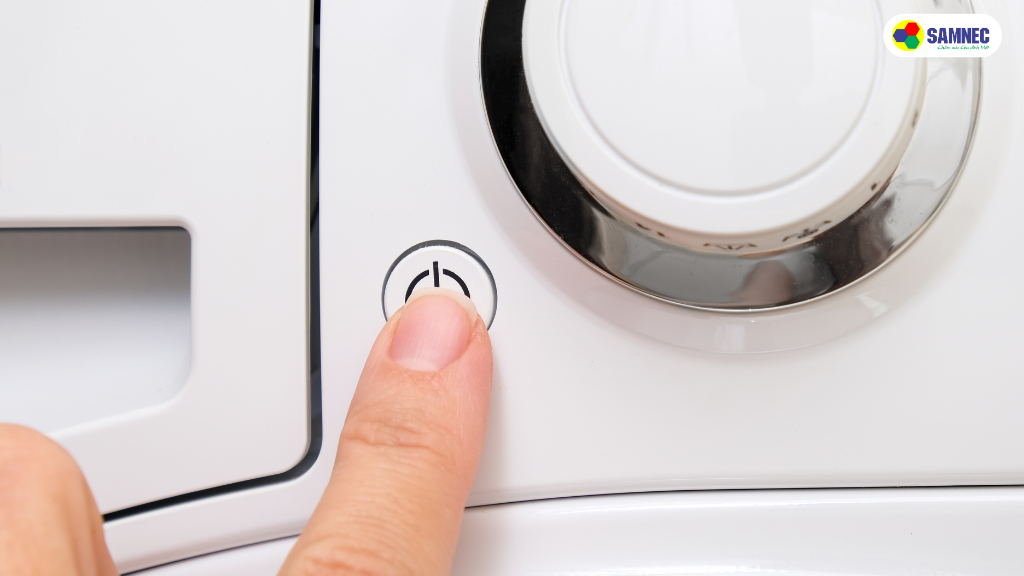 máy giặt lên nguồn nhưng không chạy