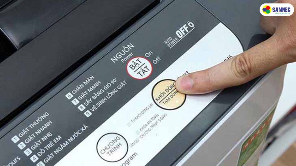 Đối với máy giặt Panasonic có nút reset