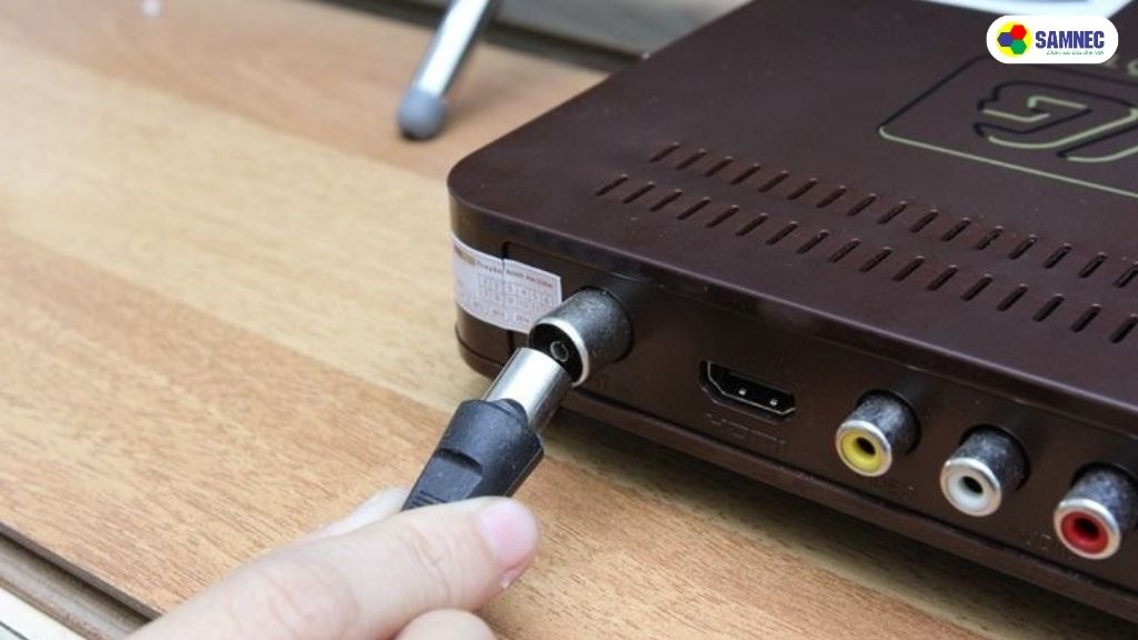 Do cáp kết nối giữa đầu thu và tivi gặp vấn đề 