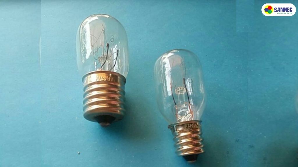 Chuẩn bị bóng đèn mới