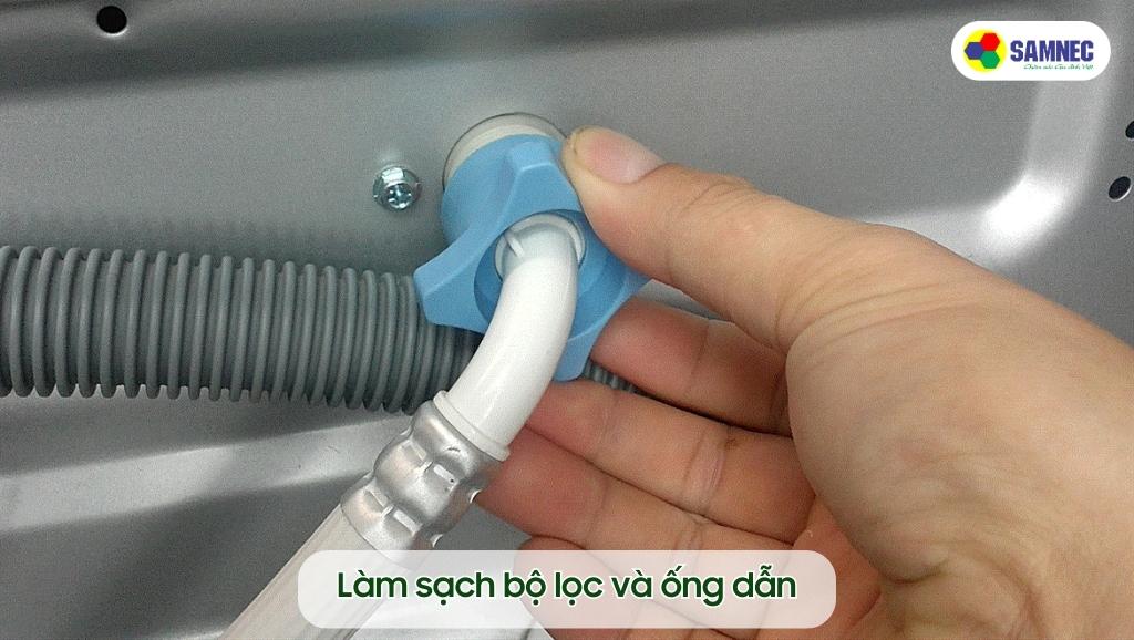 Làm sạch bộ lọc và ống dẫn