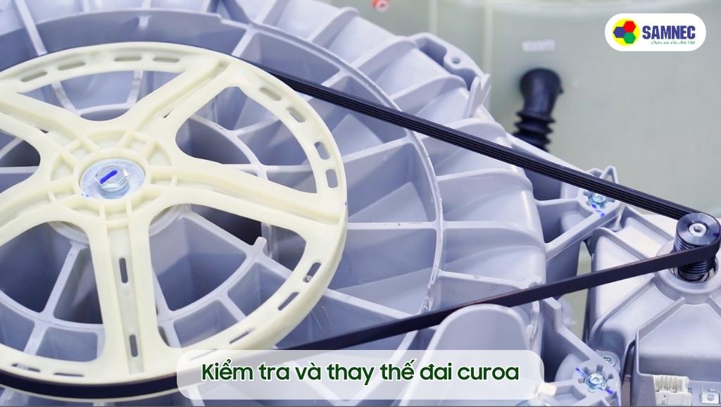 Kiểm tra và thay thế đai curoa