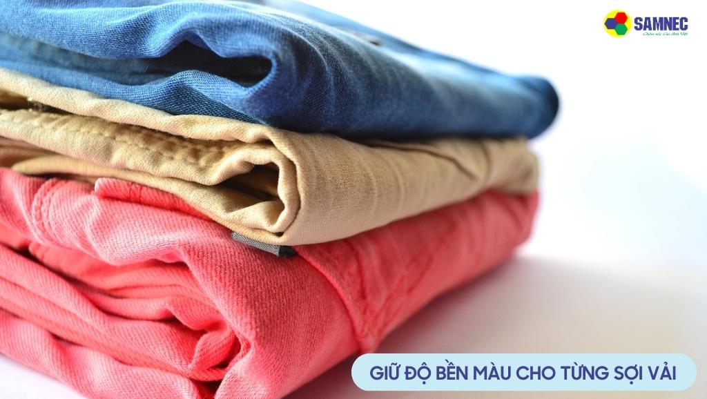 Công nghệ Sense Dry giữ độ bền màu cho từng sợi vải