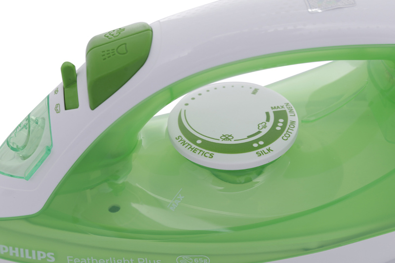 philips-gc1426-79-xanh-la-2