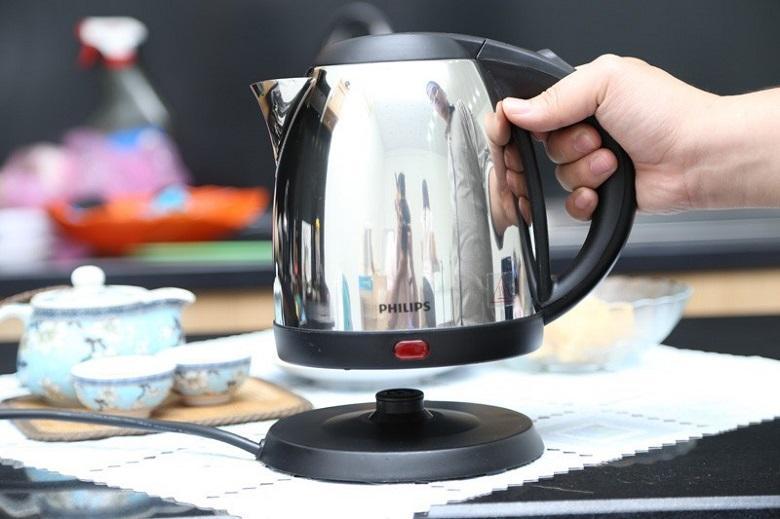 Đế tiếp điện thuộc loại cao cấp (Strix) của Đức có thể tháo rời Đế tiếp điện thuộc loại cao cấp (Strix) của Đức có thể tháo rời
