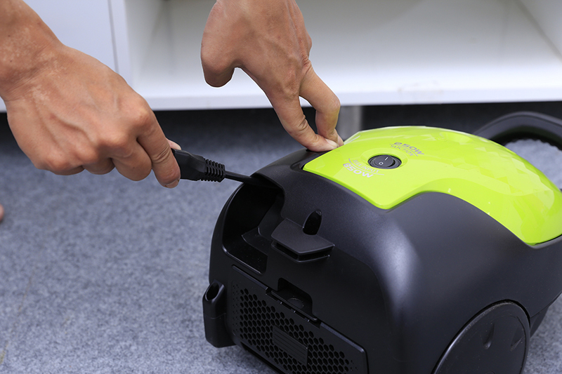 hut-bui-panasonic-mc-cg370gn46-6