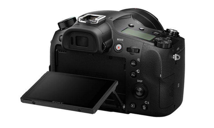 Thiết kế mới cải tiến gọn gàng, màn hình cảm ứng LCD 3 inch