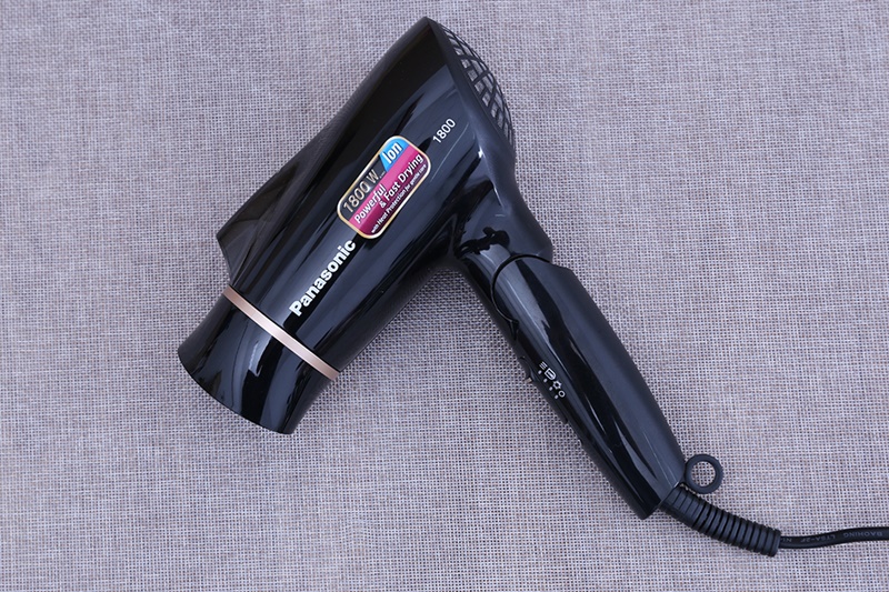 Máy sấy tóc Panasonic EH-NE20-K645 Đen Máy sấy tóc Panasonic EH-NE20-K645 Đen