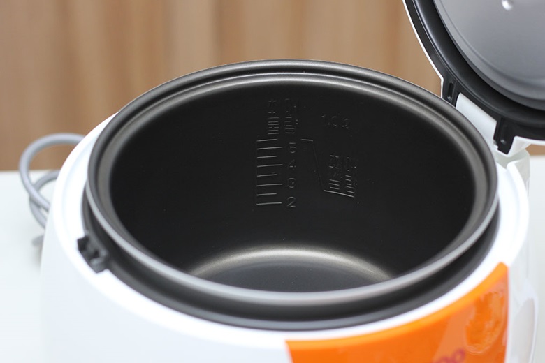 Lòng nồi chống dính an toàn cho sức khỏe Lòng nồi chống dính an toàn cho sức khỏe