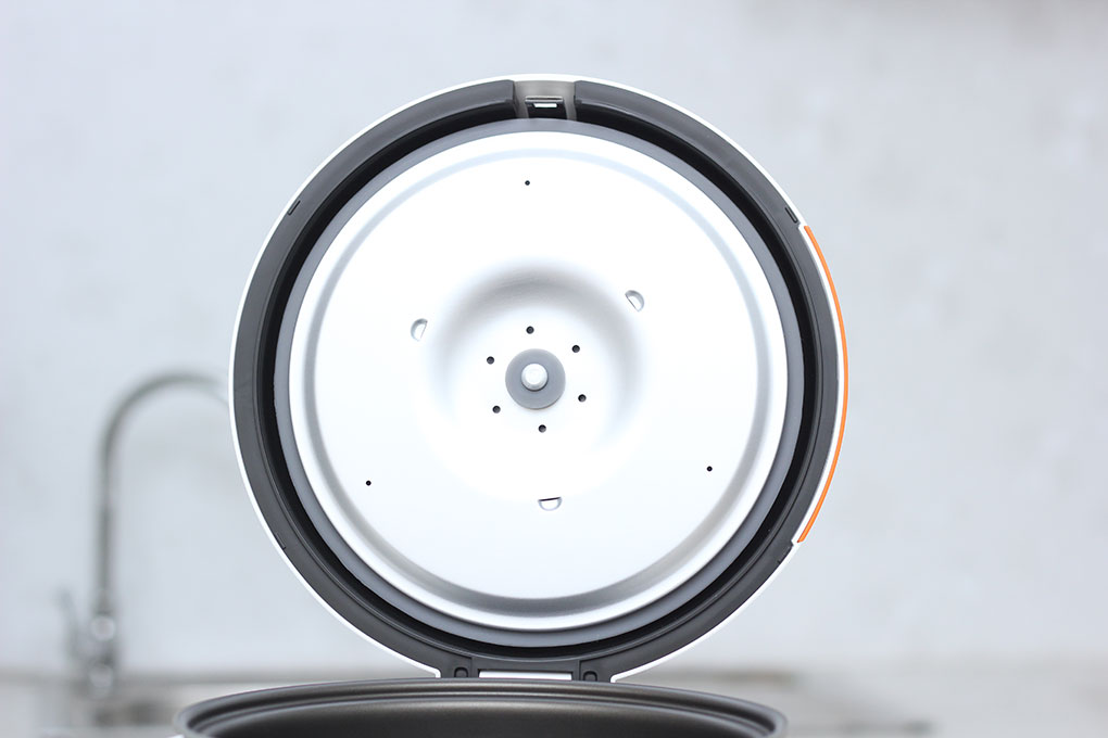 Mâm nhiệt ở trên đun nóng không làm cơm nhão Mâm nhiệt ở trên đun nóng không làm cơm nhão