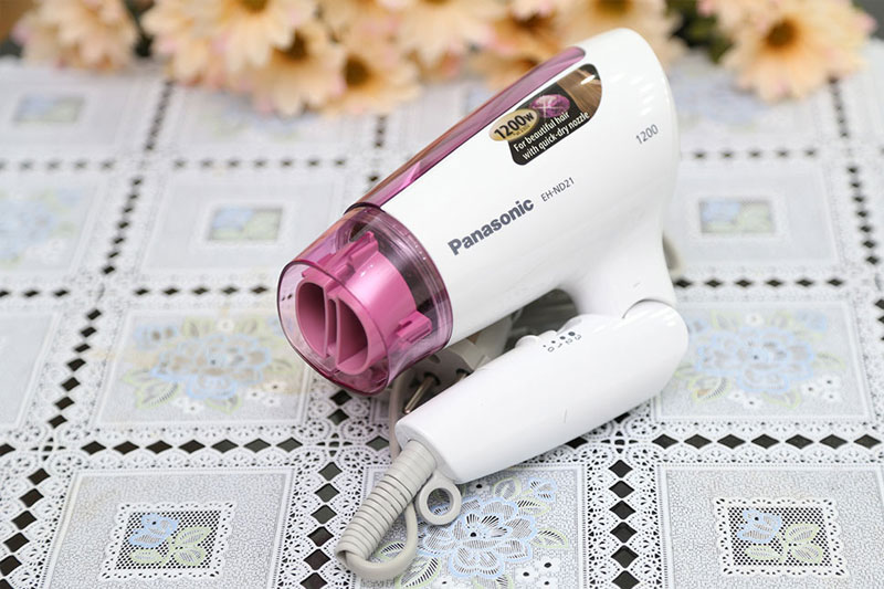 Máy sấy tóc Panasonic ND21-P645