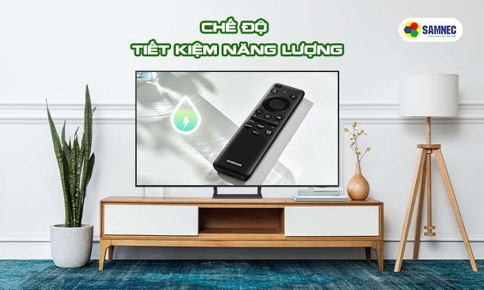 Điều khiển sạc pin bằng năng lượng mặt trời của Smart Tivi Samsung 4K