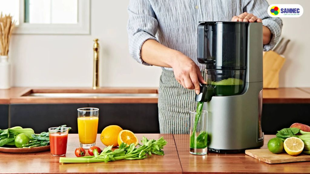 Nên mua máy ép chậm hay máy ép nhanh