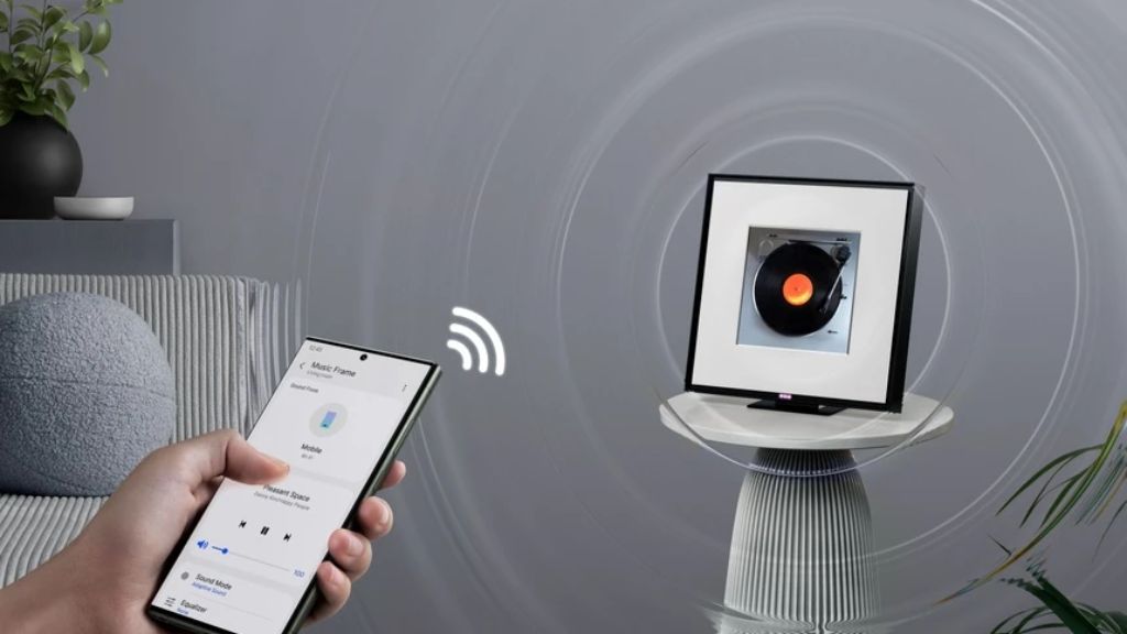 Người dùng điều chỉnh thông số của âm bass và treble thông qua ứng dụng SmartThings.