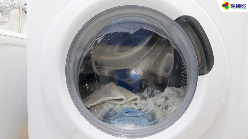 Kiểm tra xem lồng giặt có còn nước hay không