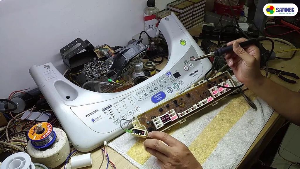 Do Board mạch gặp sự cố