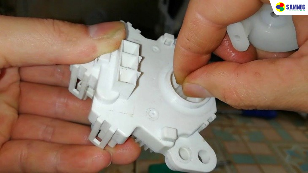 Hỏng mô-tơ kéo xả