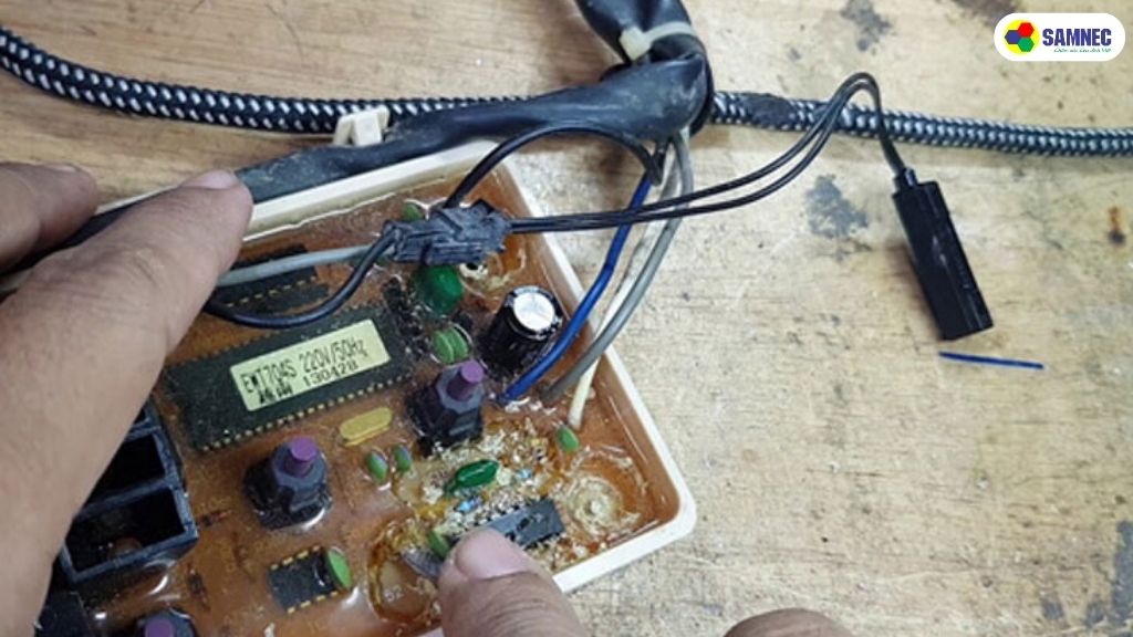 Do bộ đếm từ bị hỏng