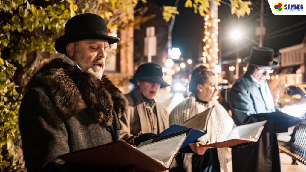 Đến nhà thờ dự lễ và nghe hát Thánh ca