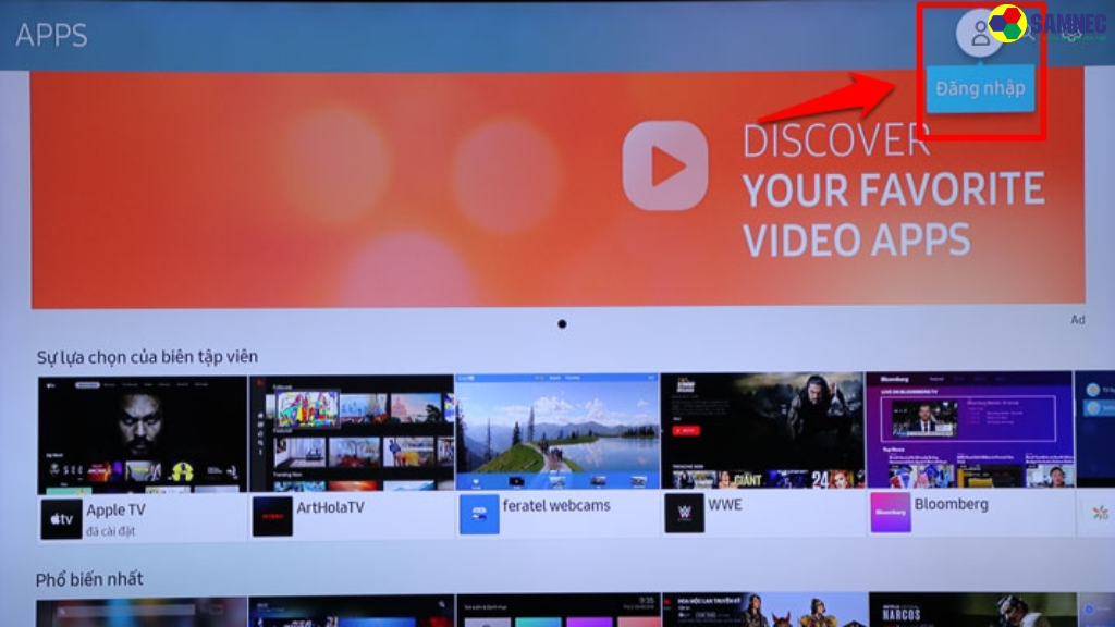 Bước 3: Chọn "Đăng nhập" (Login) ở góc phải màn hình 