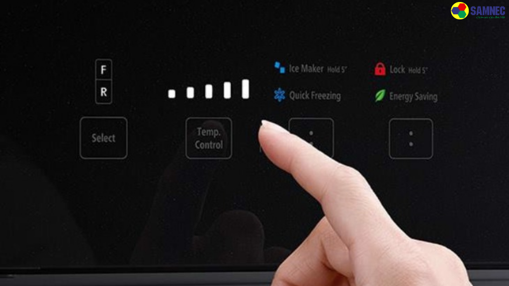 Bạn quên kích hoạt nút Ice Maker