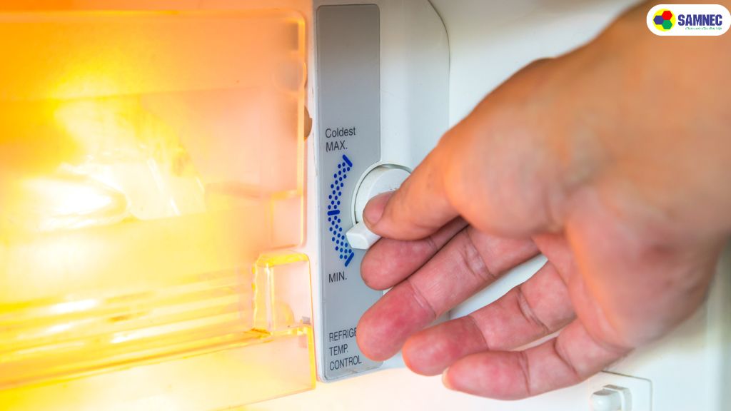 Điều chỉnh nhiệt độ phù hợp khi không sử dụng tủ lạnh 