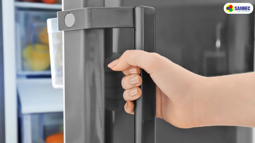 Hạn chế mở tủ lạnh quá lâu