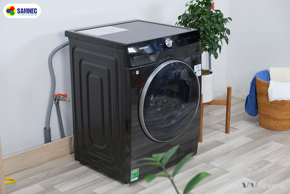 may-giat-thong-minh-samsung