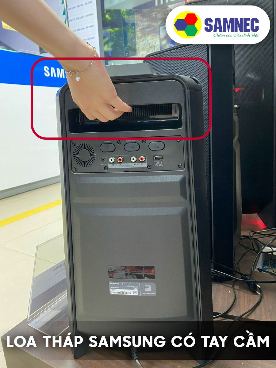 Tay cầm trên loa Samsung