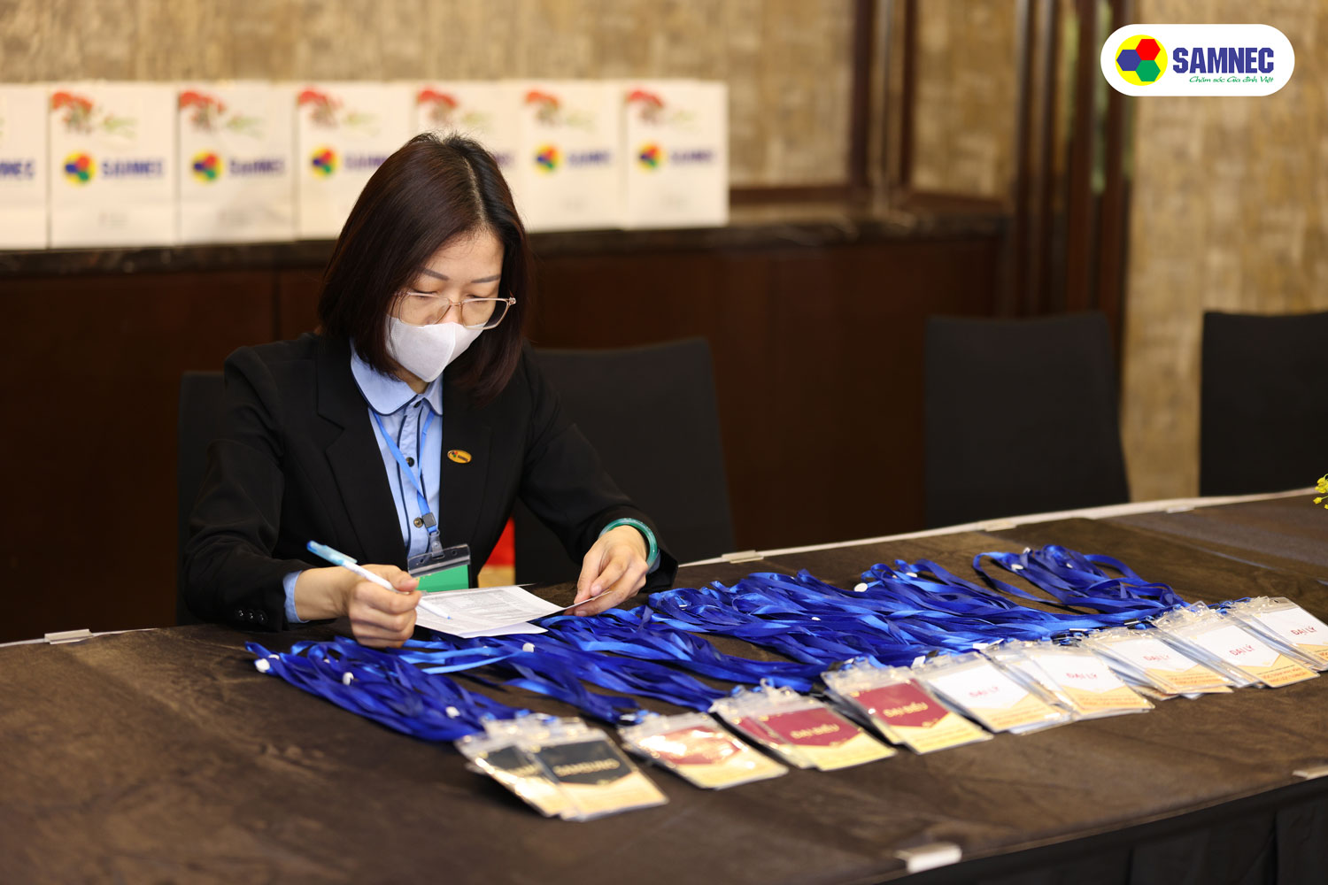 Đón tiếp trong chương trình Bốc thăm may mắn Phúc lộc tràn đầy