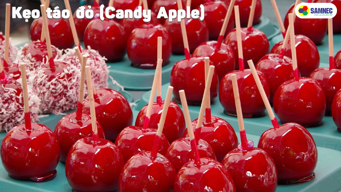 Món kẹo táo đỏ hấp dẫn cho dịp lễ Halloween