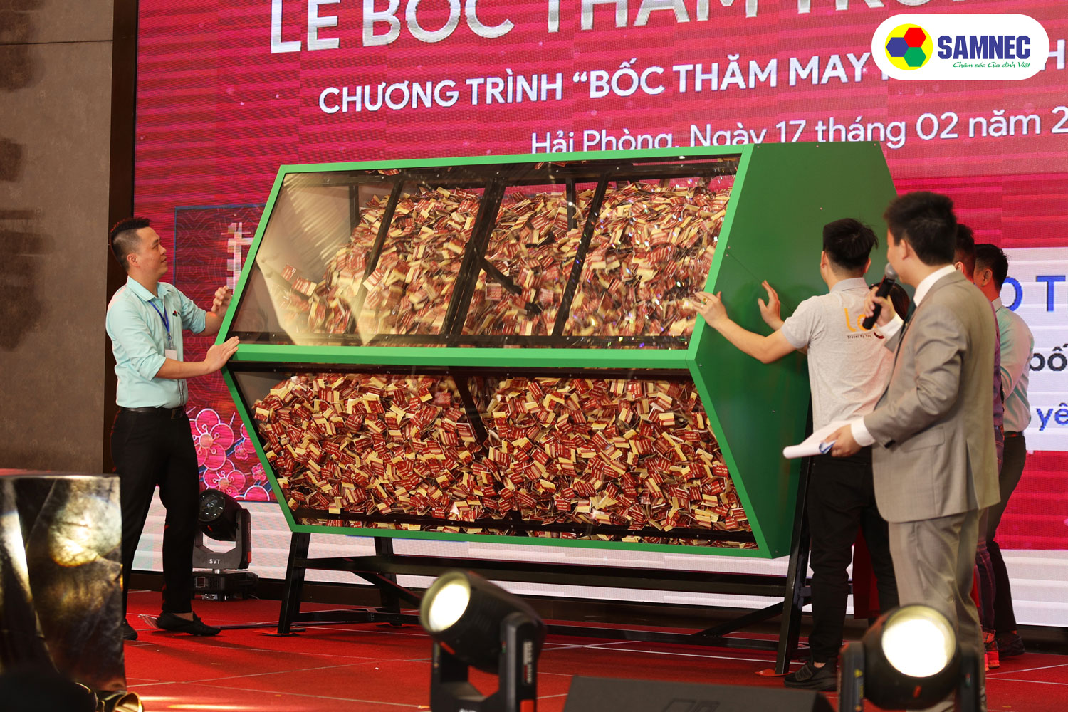 Hình ảnh của chương trình Bốc thăm may mắn Phúc lộc tràn đầy