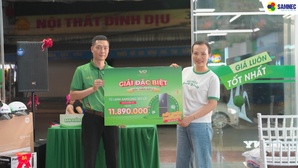 1 Giải Đặc Biệt: Tủ lạnh Samsung Inverter 307 lít 