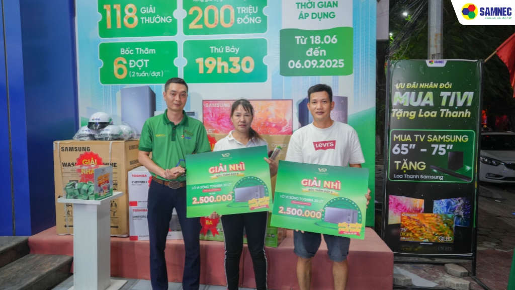 2 Giải nhì Lò vi sóng cơ Toshiba 20LMM2-MG20PE(BM)VN