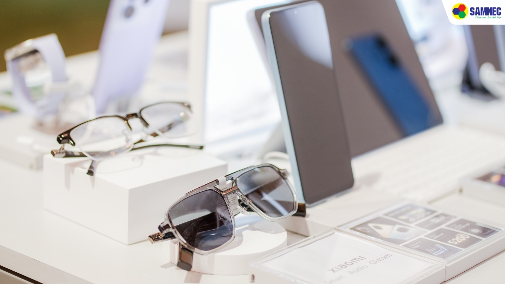 ra mắt sản phẩm phụ kiện công nghệ cao