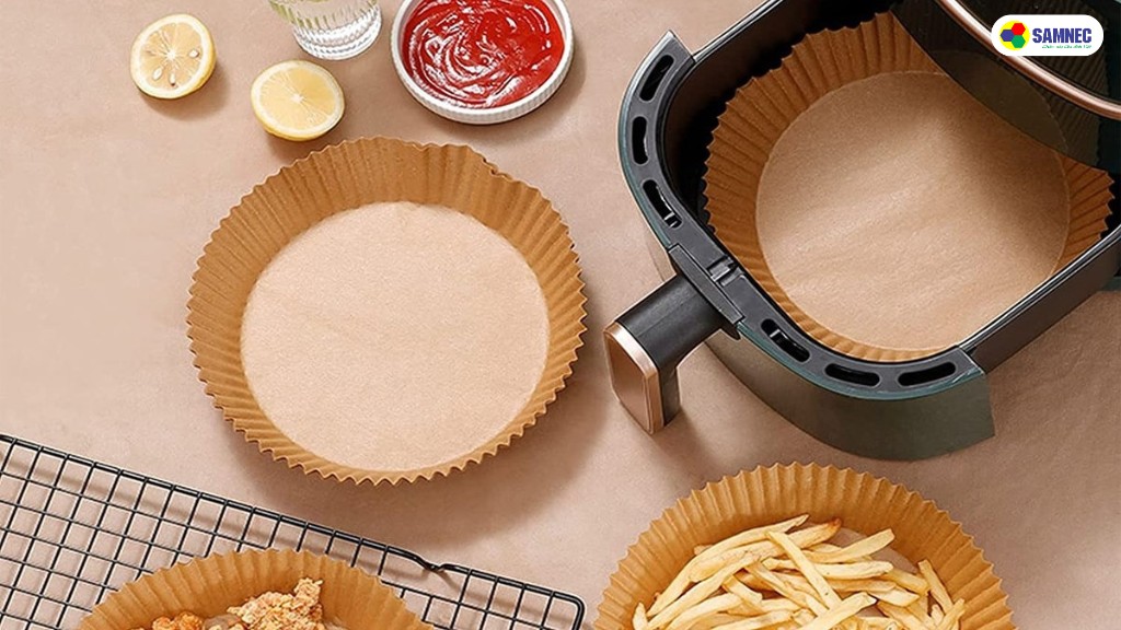 Có nên thay giấy bạc bằng giấy nến?