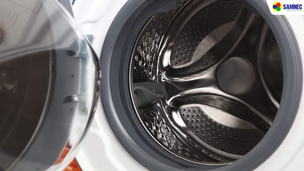 Bước 1: Làm trống lồng giặt