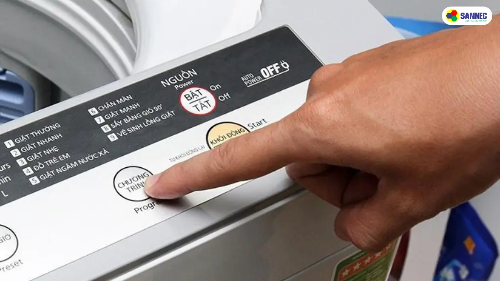 Cách vắt khô quần áo bằng máy giặt Panasonic