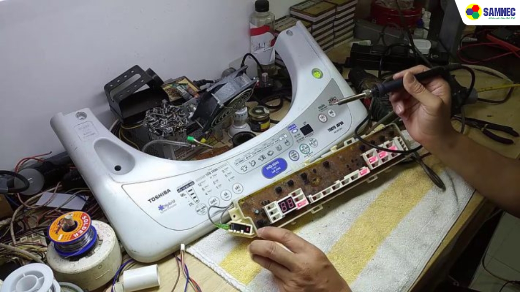 Bo mạch máy giặt bị hỏng
