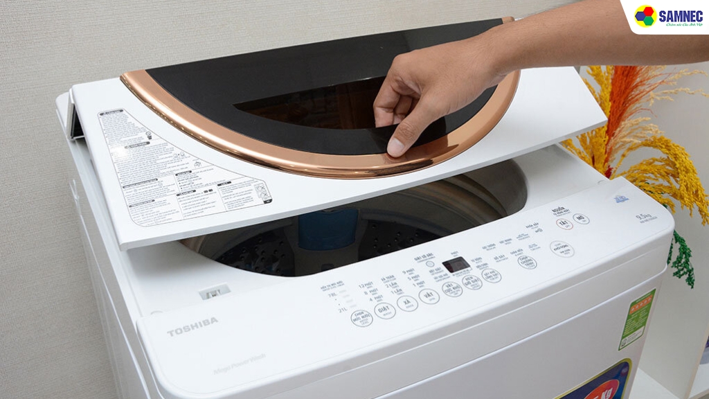 Cửa máy giặt chưa được đóng kín