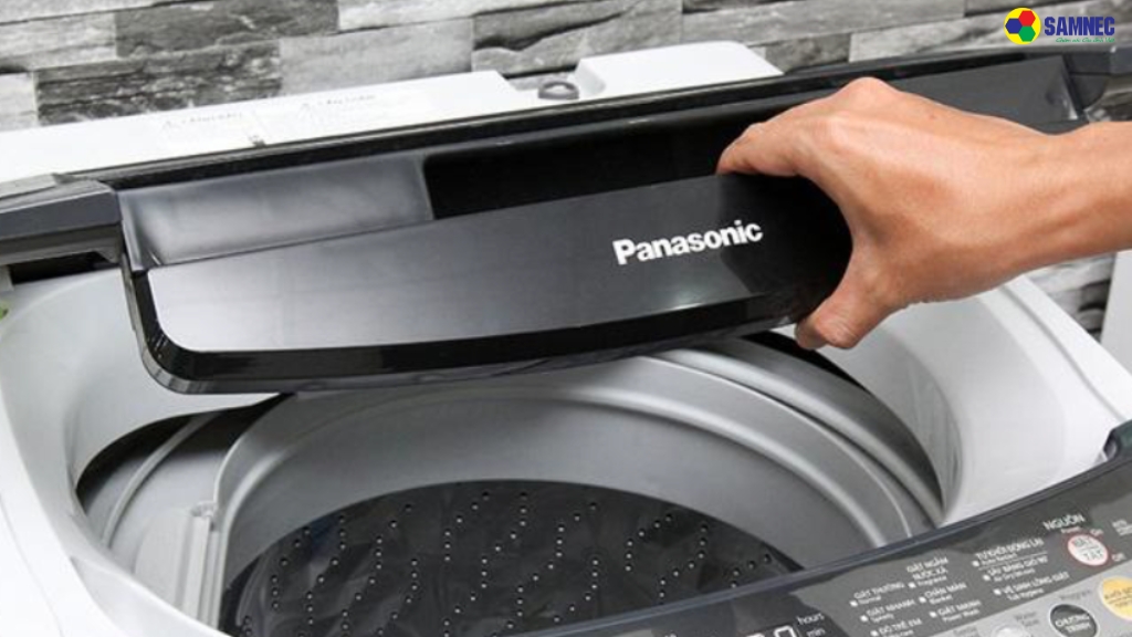Máy giặt Panasonic đóng không chặt nắp
