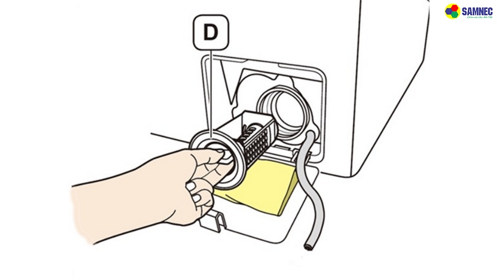 Bước 8: Lắp lại nắp lọc cặn
