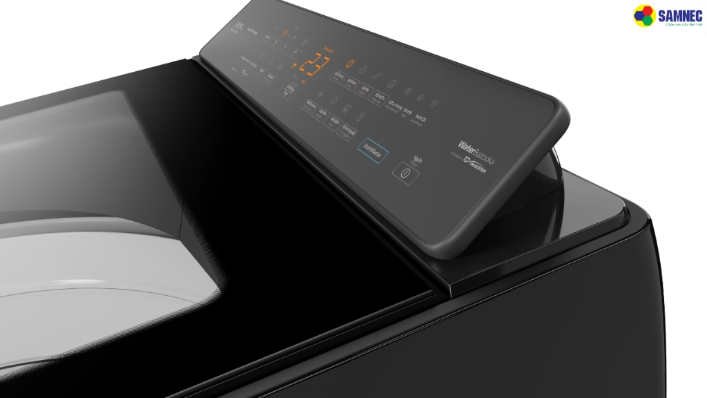 Phần nắp máy giặt được làm từ kính cường lực