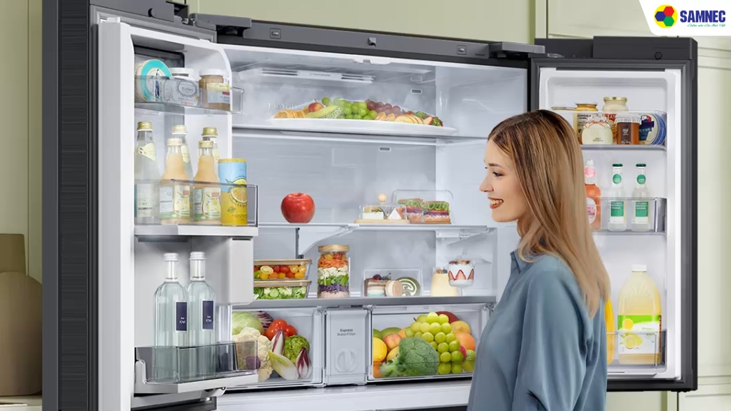 Tủ lạnh Samsung Multi Door RF65DB990012SV ngăn lạnh có dung tích 386 lít