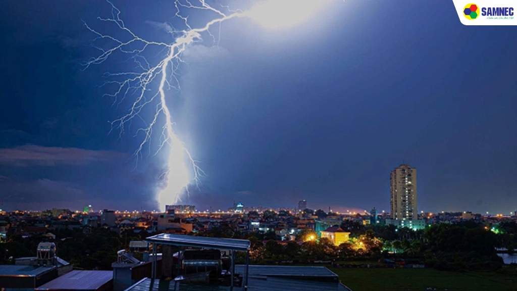 Cách xử lý khi tivi bị sét đánh trúng