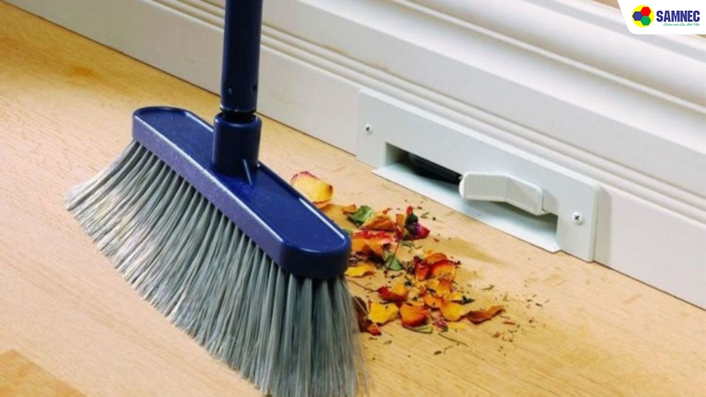 Quét nhà, đổ rác