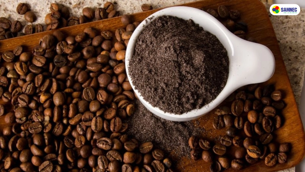 cách khử mùi tủ lạnh lâu ngày không dùng bằng cà phê