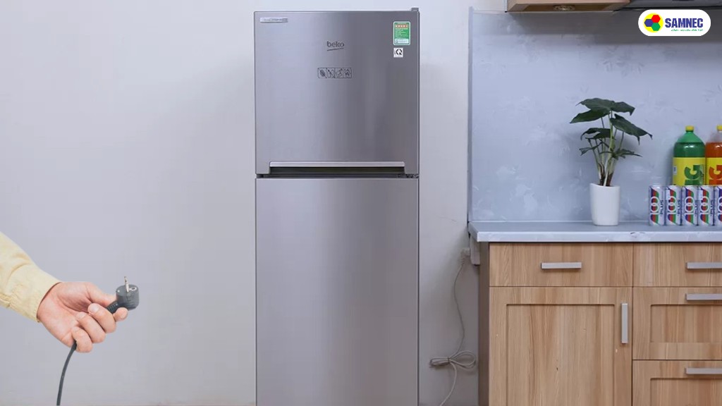  rút nguồn để reset tủ lạnh Beko 