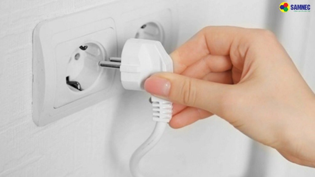 Kiểm tra và xử lý nguồn điện tủ lạnh: